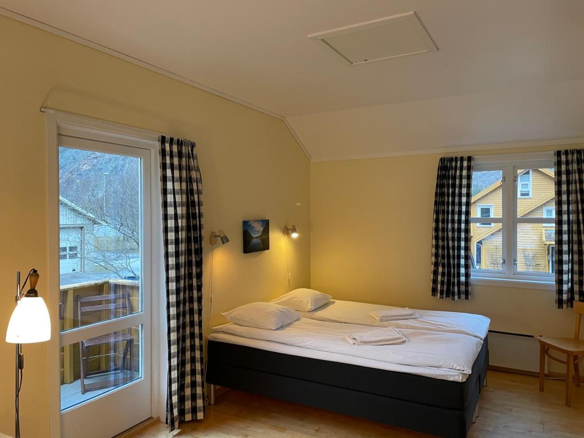 Laerdal Ferie- Og Fritidspark Laerdalsoyri Luaran gambar