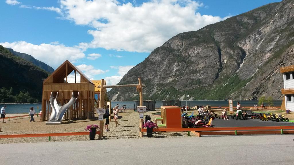 Laerdal Ferie- Og Fritidspark Laerdalsoyri Luaran gambar